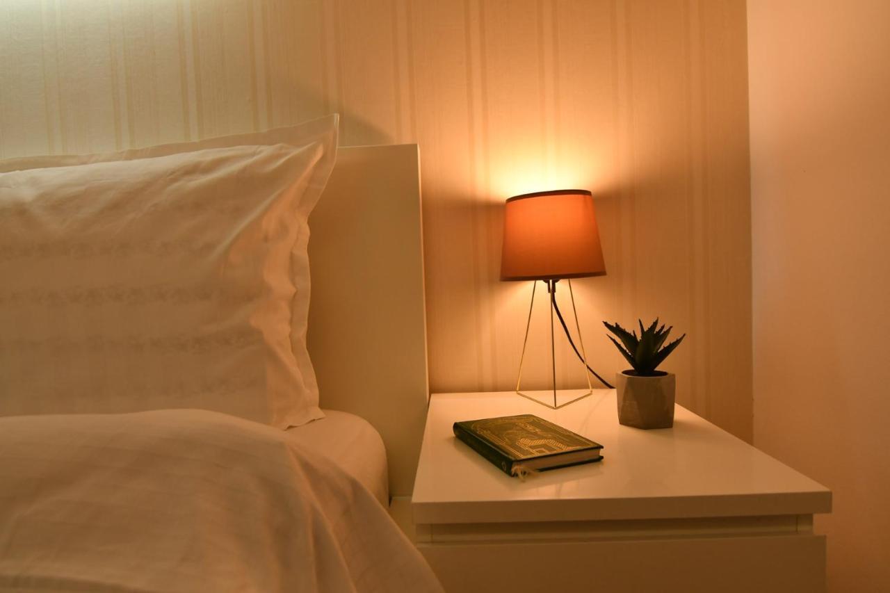 Parliament Square Elite Escapes Apartment บูคาเรสต์ ภายนอก รูปภาพ