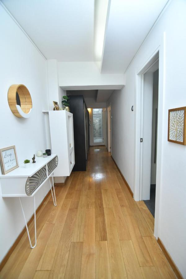 Parliament Square Elite Escapes Apartment บูคาเรสต์ ภายนอก รูปภาพ