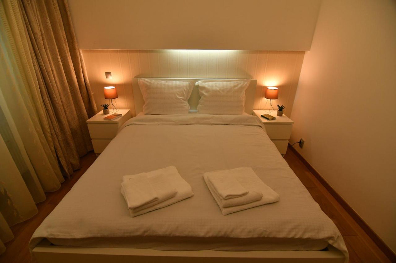 Parliament Square Elite Escapes Apartment บูคาเรสต์ ภายนอก รูปภาพ